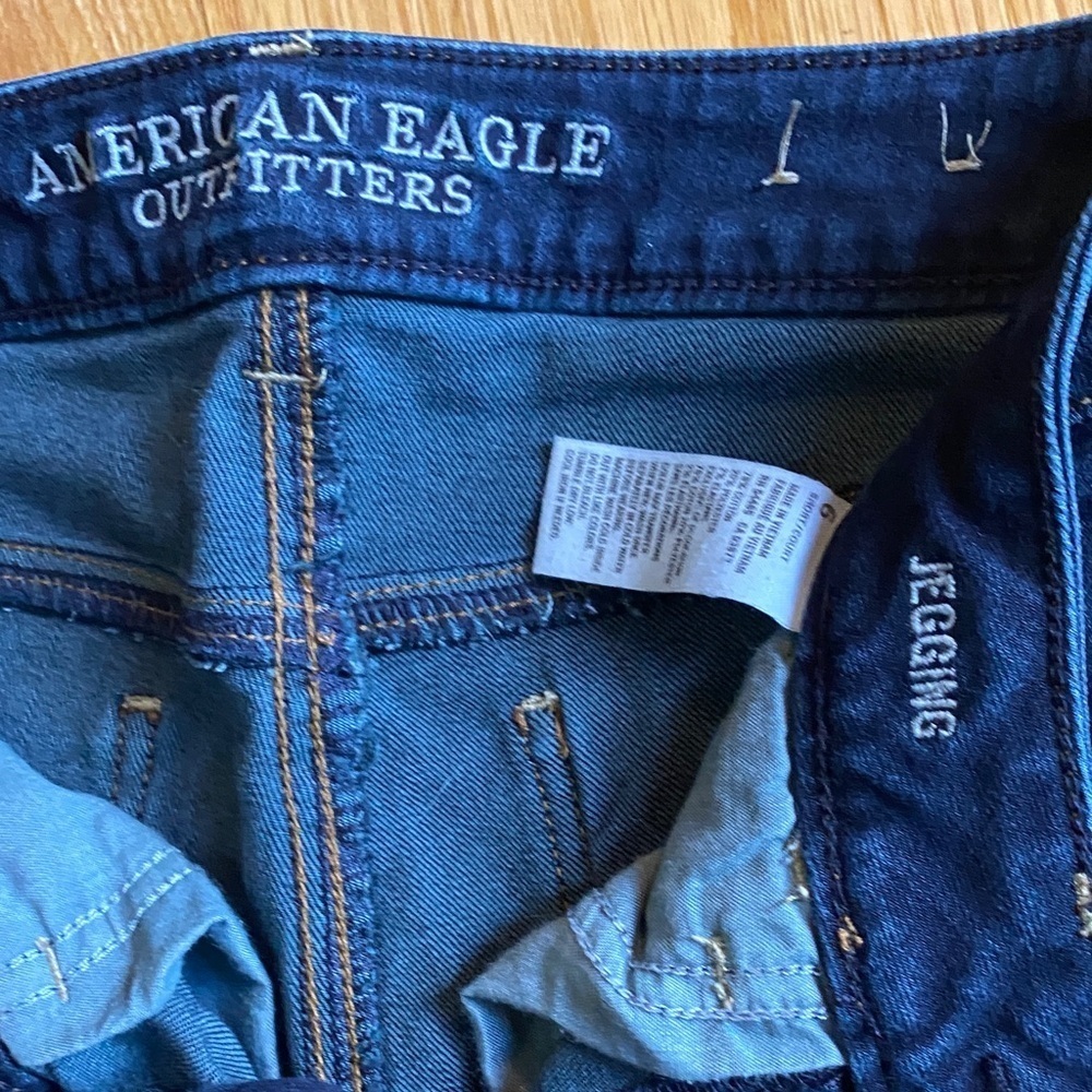 American eagle Blue Jeans - Picture 2 of 4